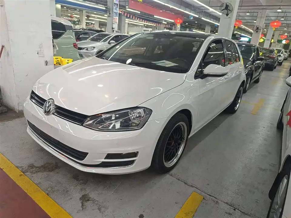 Volkswagen golf