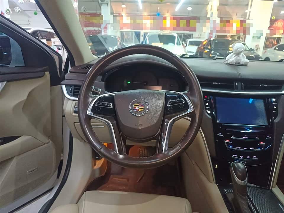 Cadillac XTS