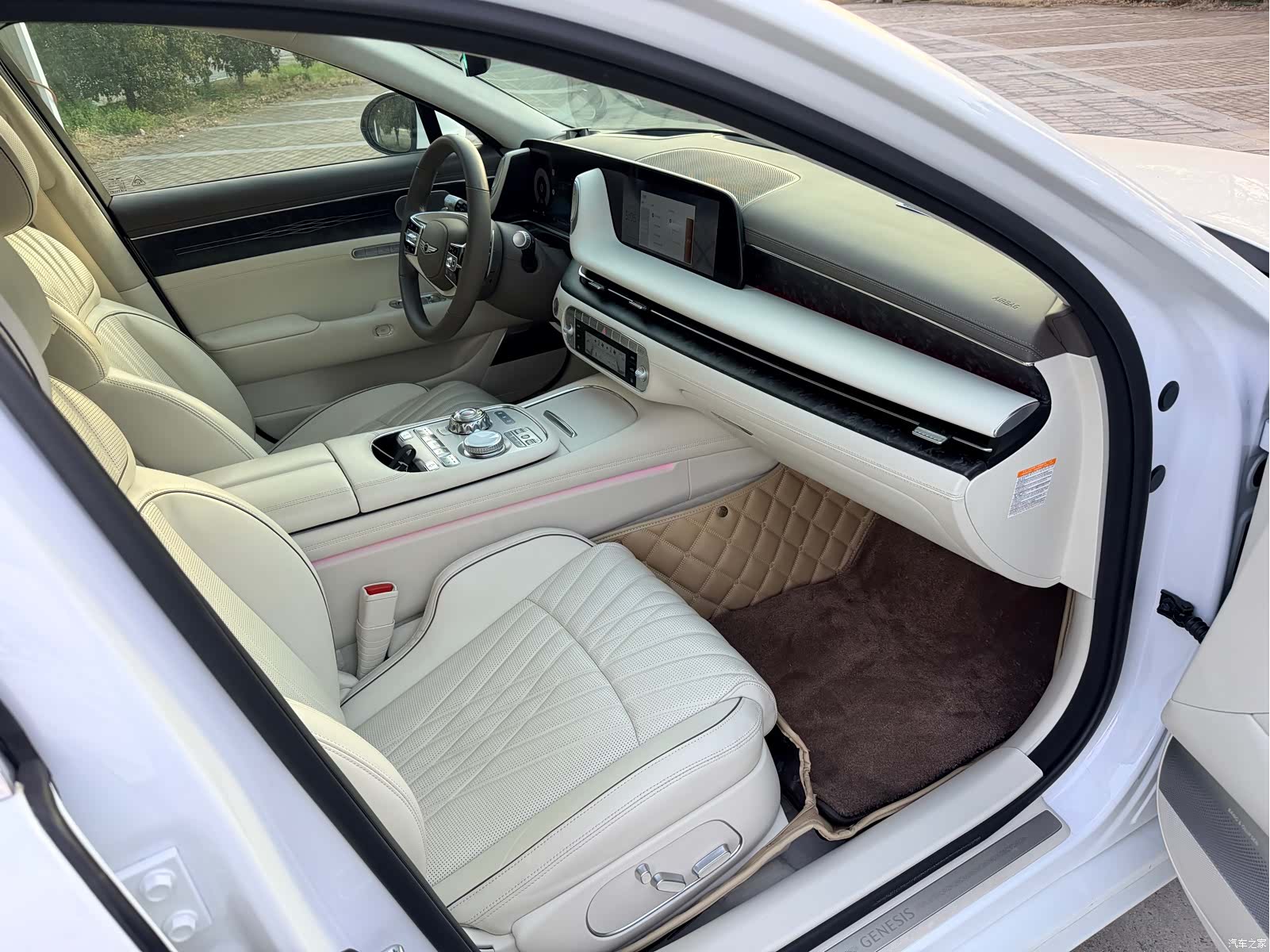 Genesis G90, 2023 27