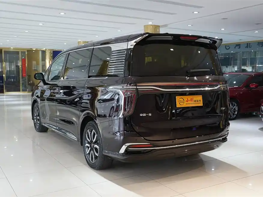 Hongqi HQ9