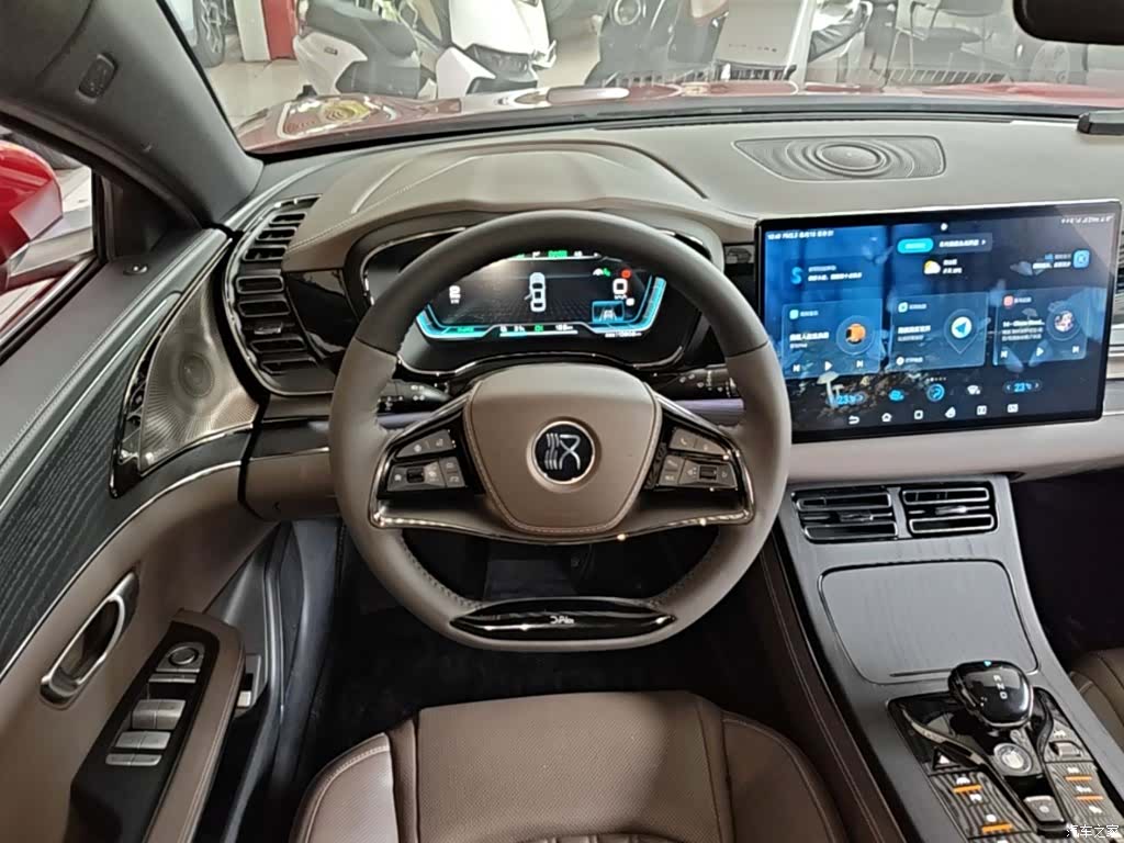 BYD Han, 2021 11