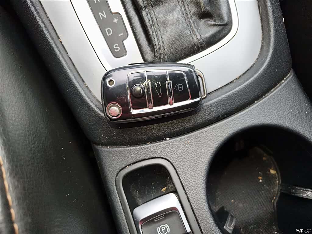 Audi Q3, 2017 9