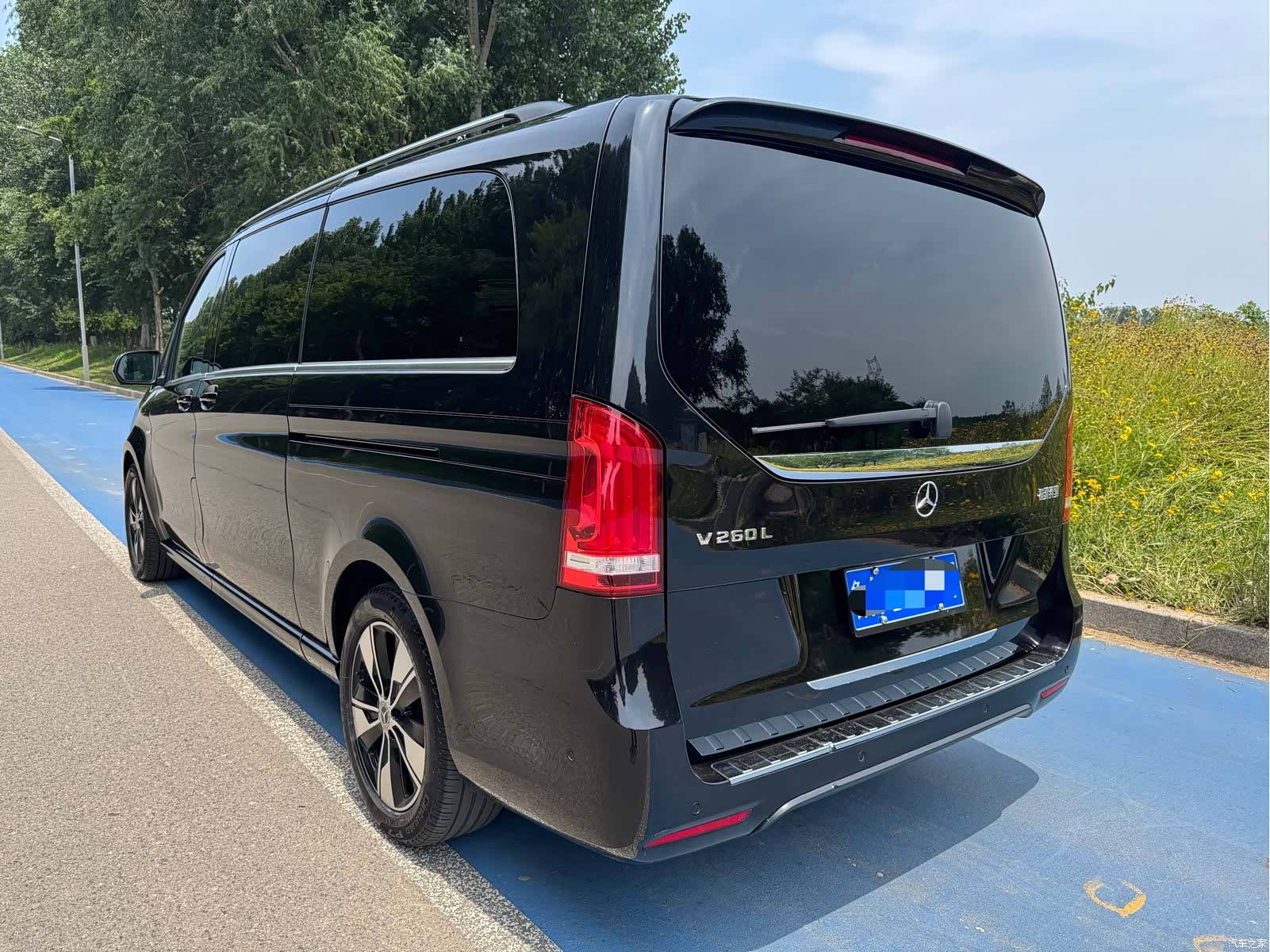 Mercedes-Benz V-Class, 2021 6