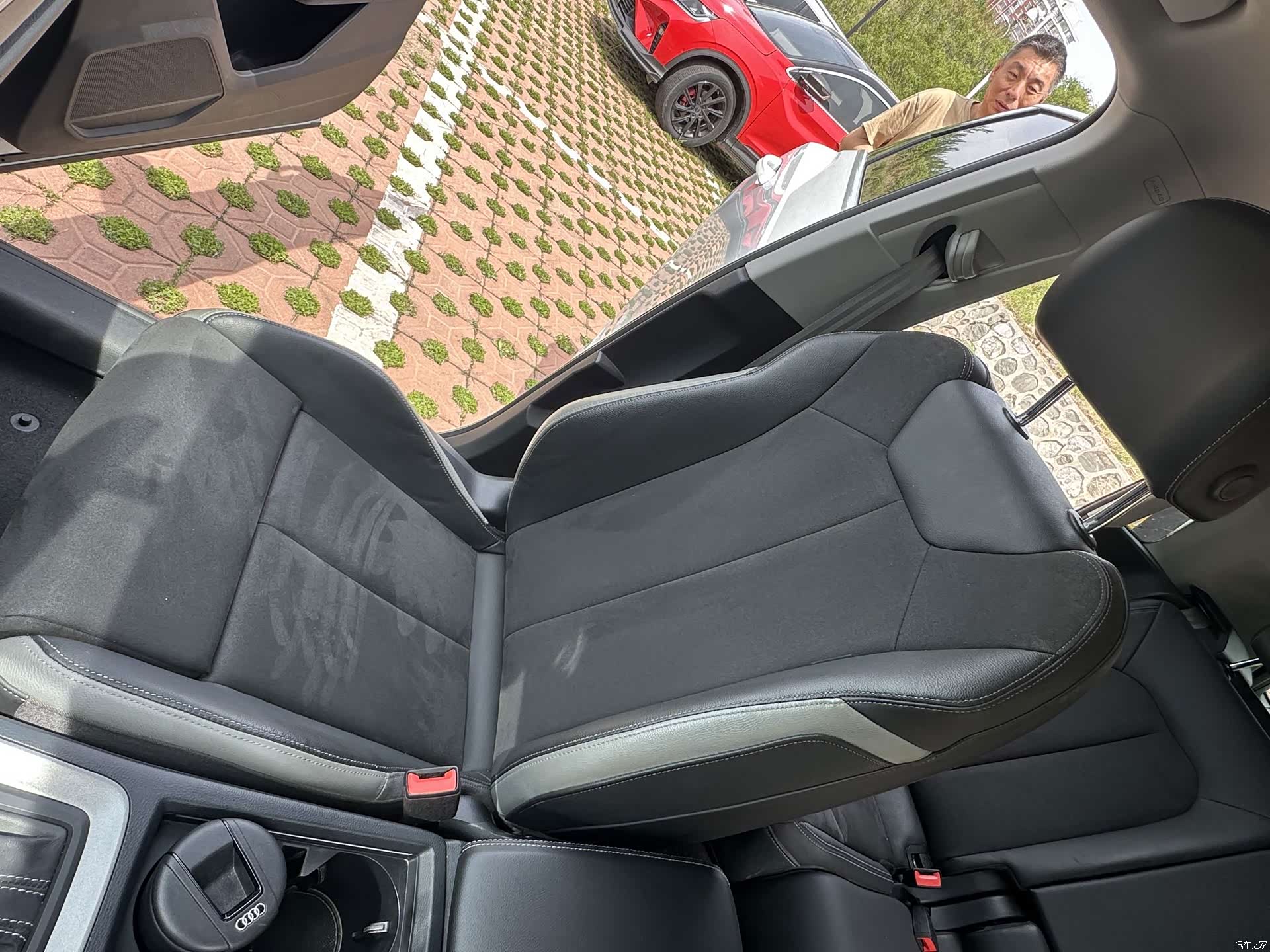 Audi Q3, 2022 11