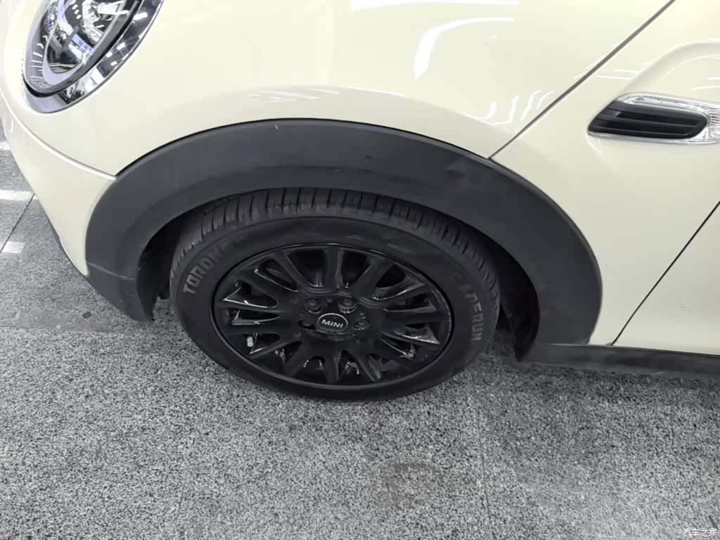Mini Cooper, 2015 23
