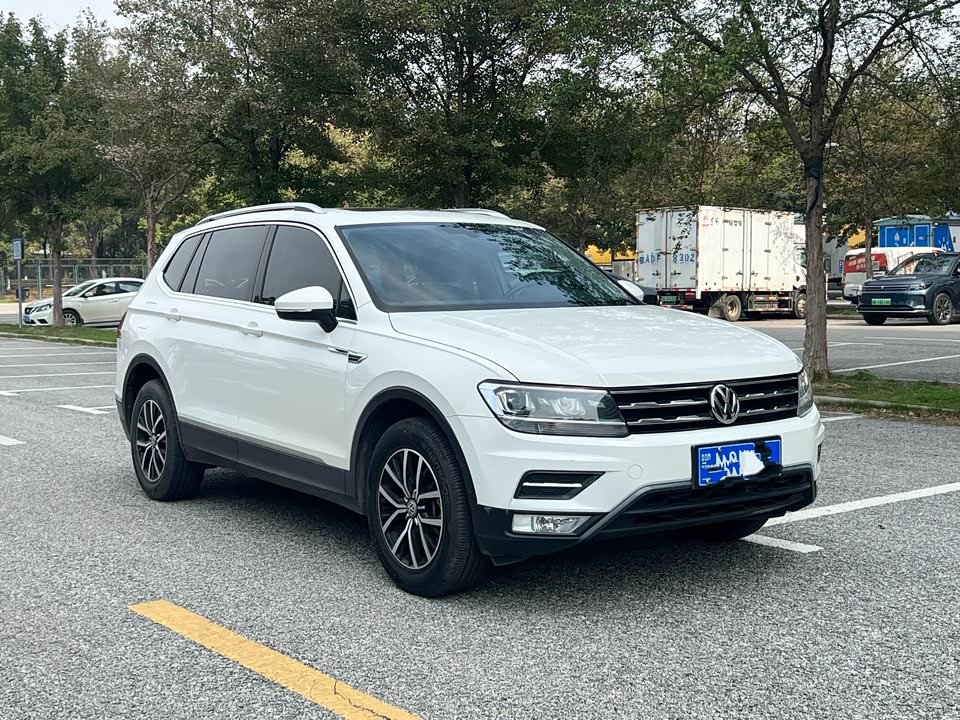 Volkswagen Tiguan L