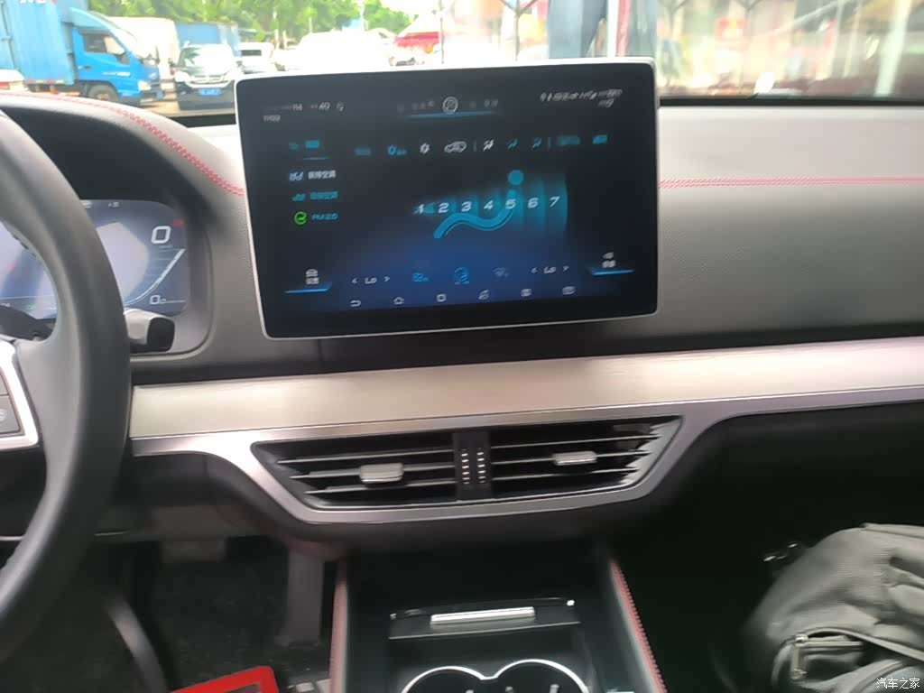 BYD Tang, 2019 13