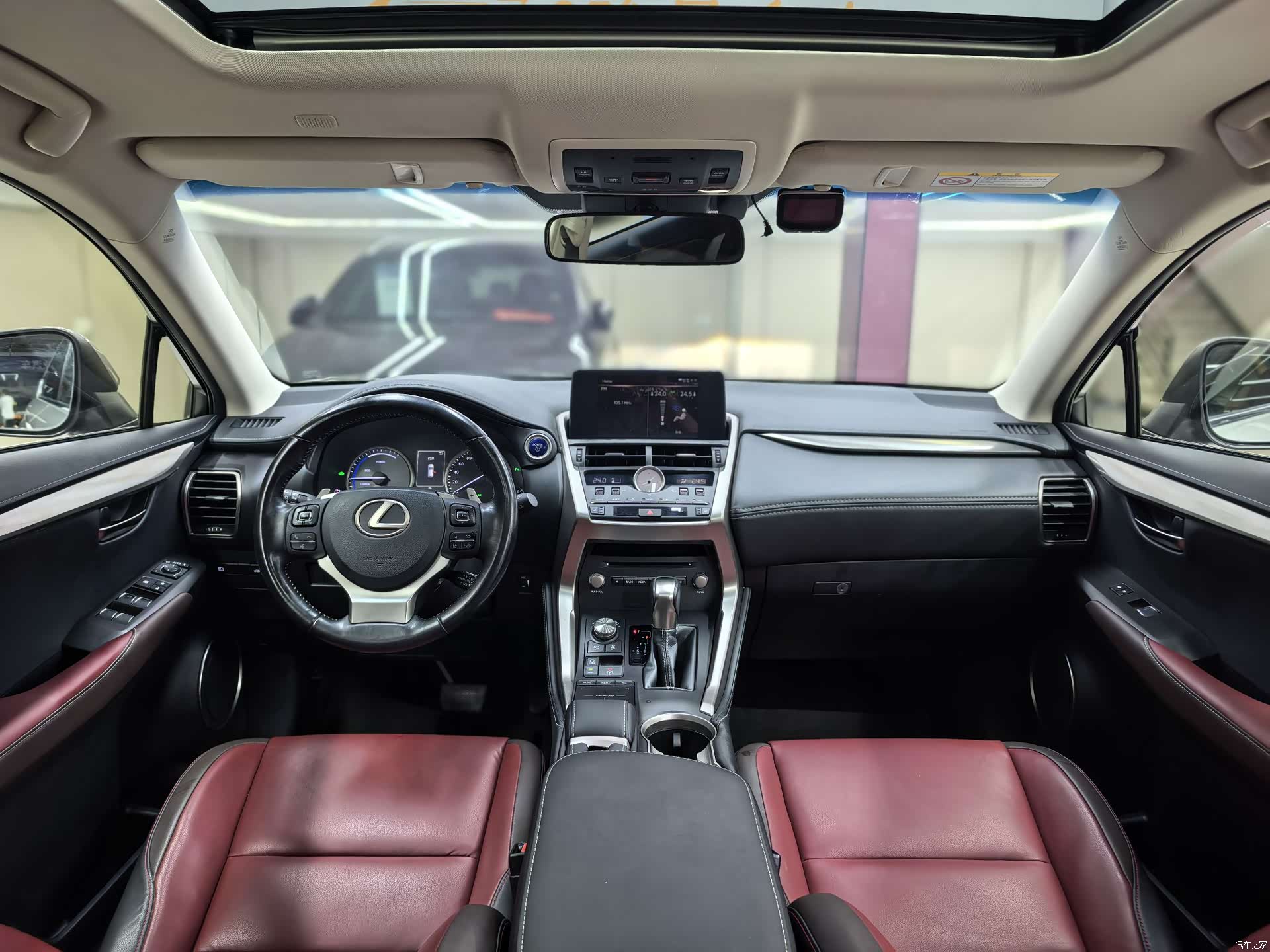 Lexus NX, 2018 9