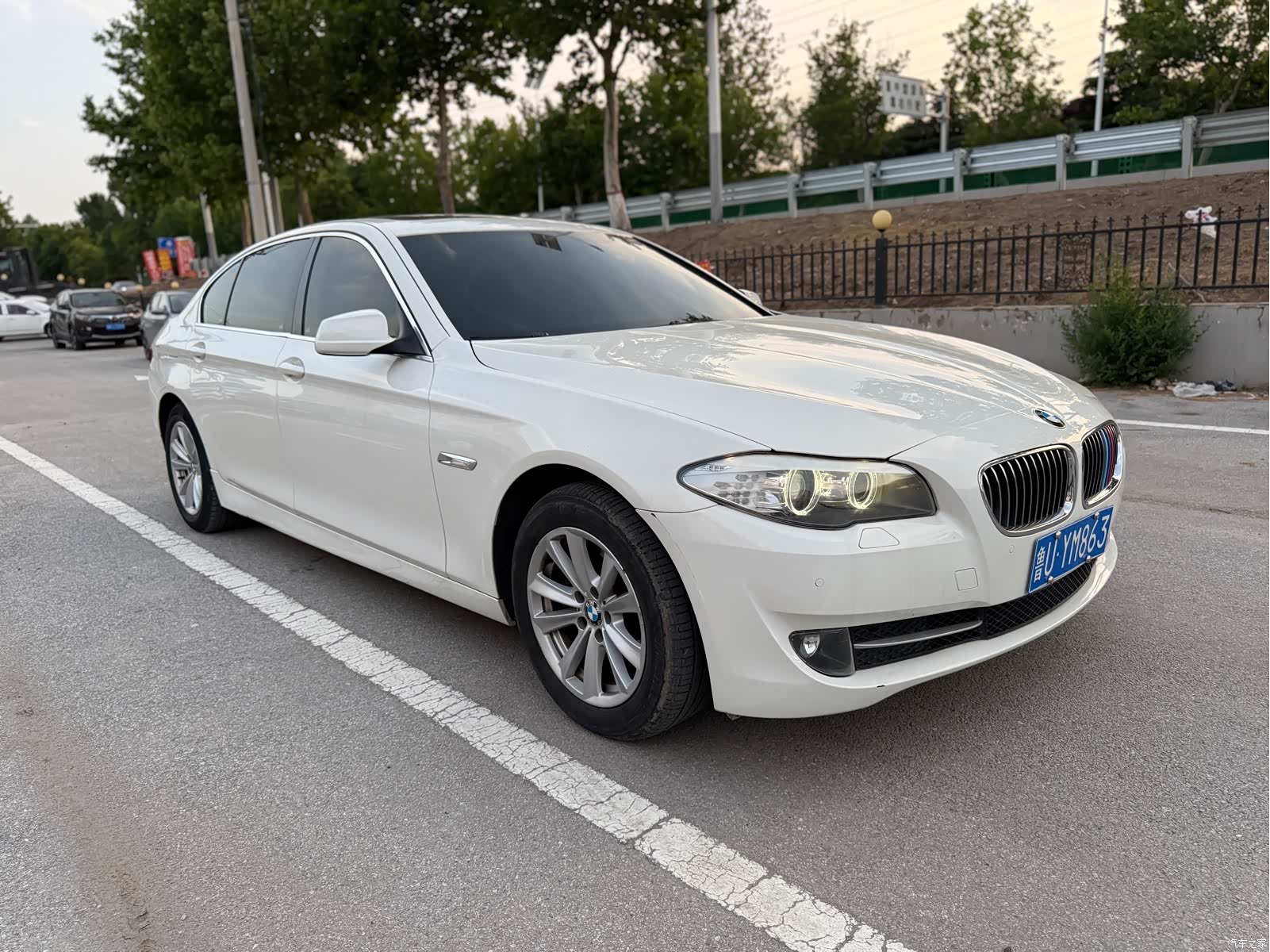 BMW 5 Series, 2012 3
