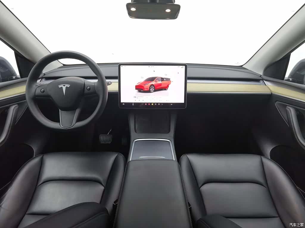 Tesla Model Y, 2022 все фото