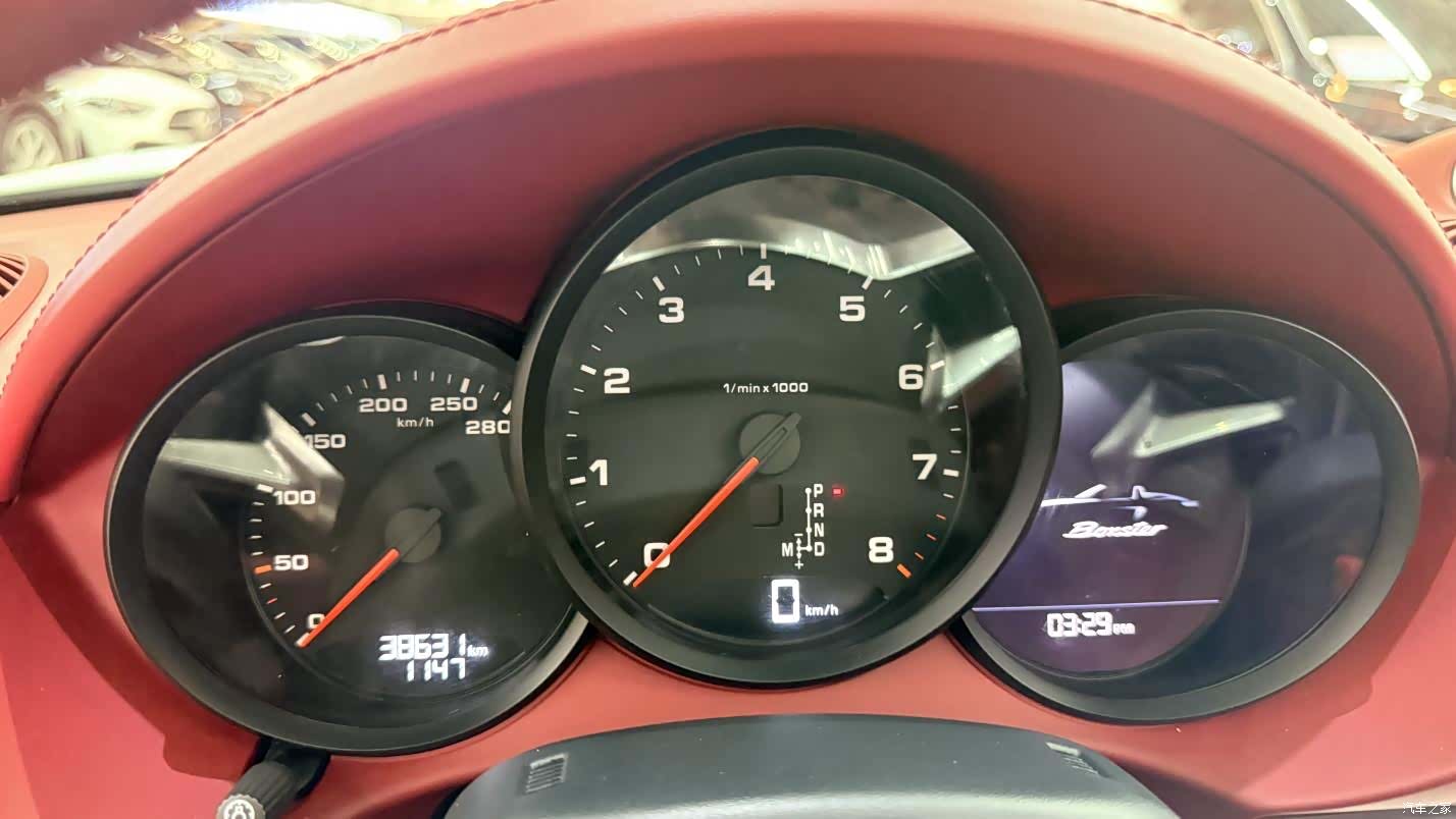 Porsche Boxster, 2024 13