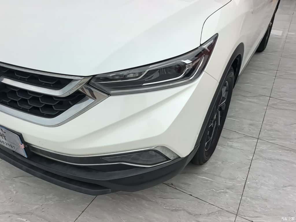 DongFeng AX7, 2019 24