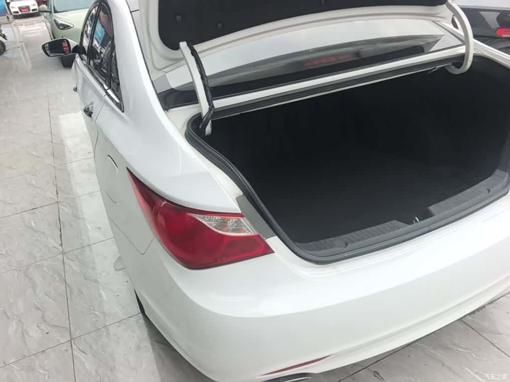 Hyundai Sonata, 2015 все фото