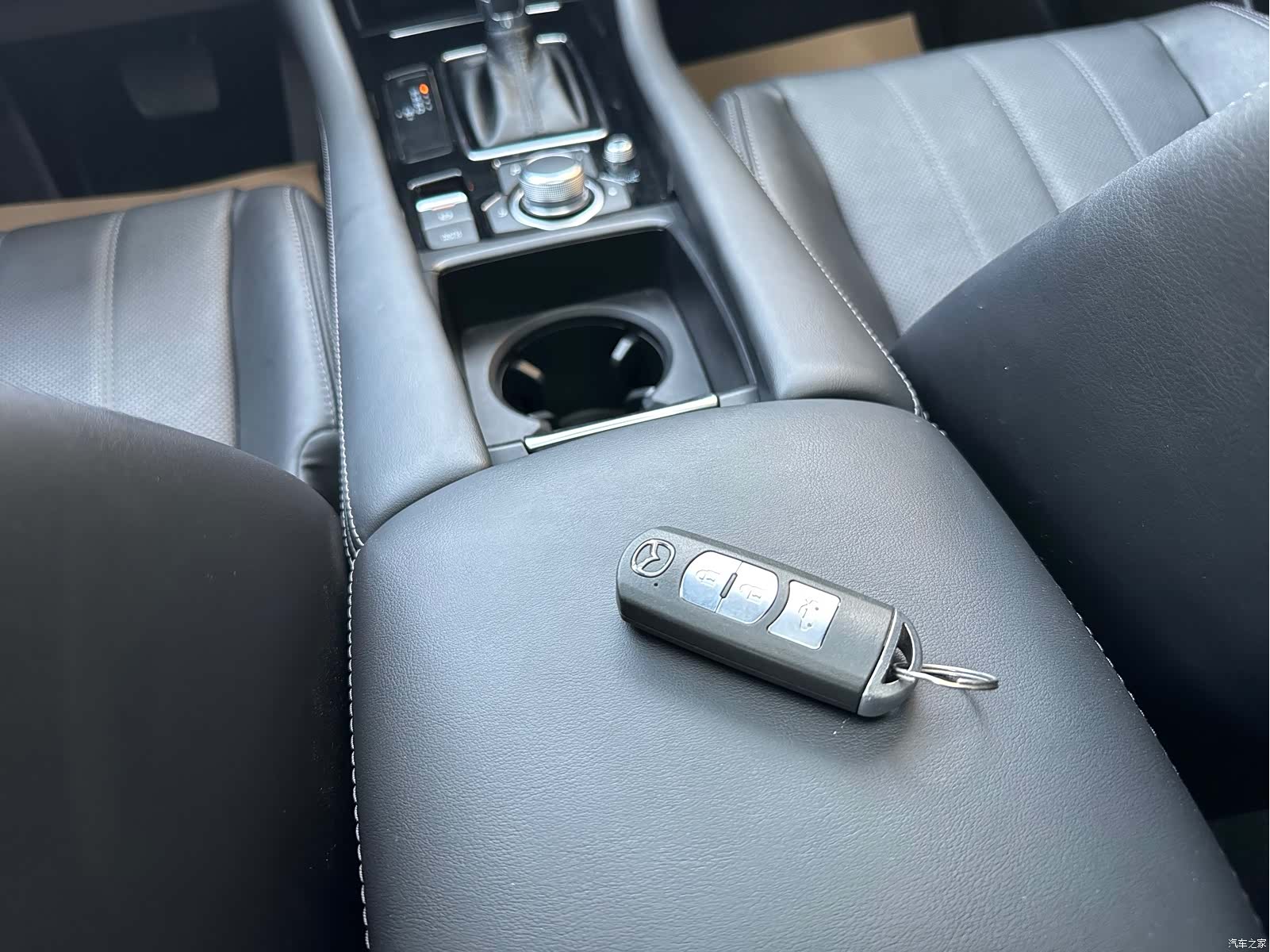 Mazda Atenza, 2020 27