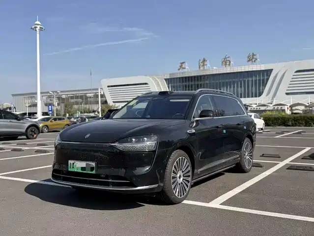 AITO M9 2025 — купить из Китая под заказ