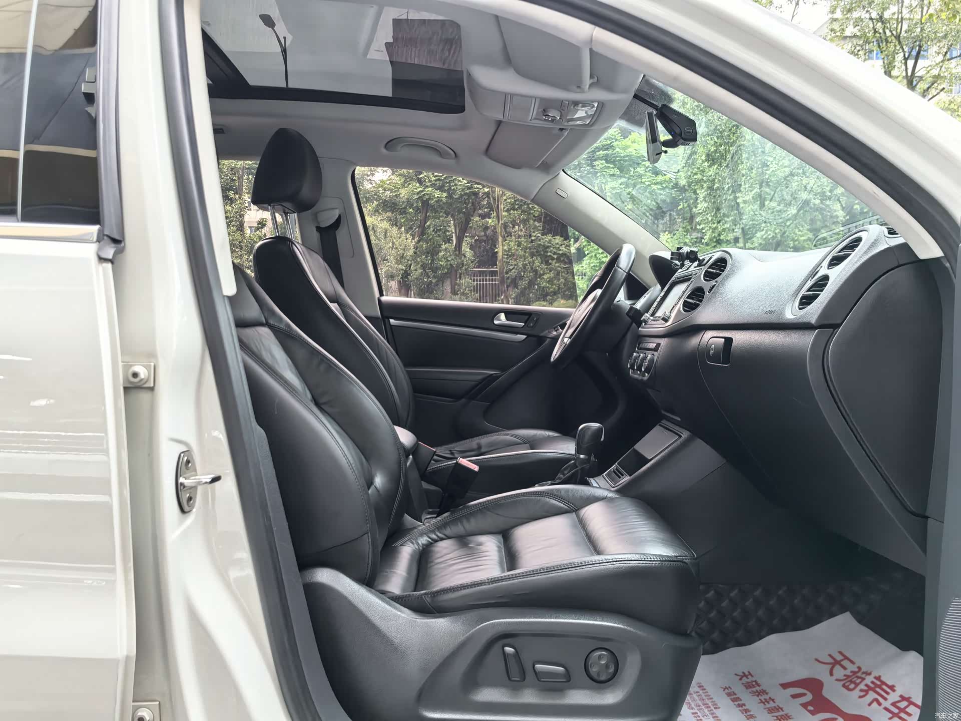 Volkswagen Tiguan, 2014 15