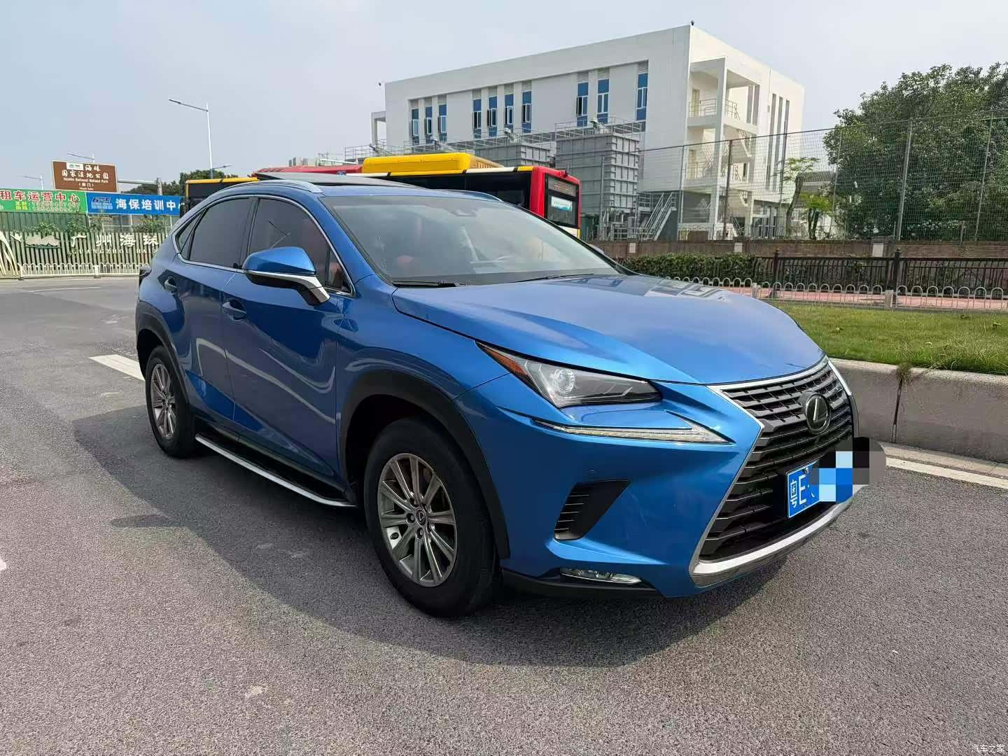 Lexus NX, 2018 3