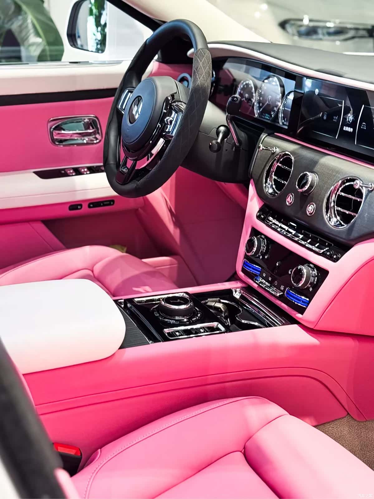 Rolls-Royce Ghost, 2024 18