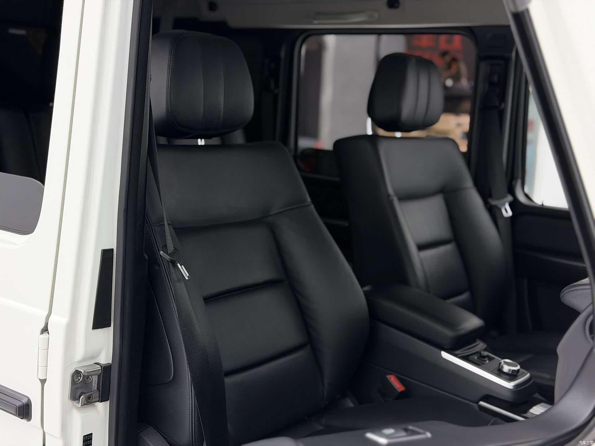 Mercedes-Benz G-Class, 2018 16