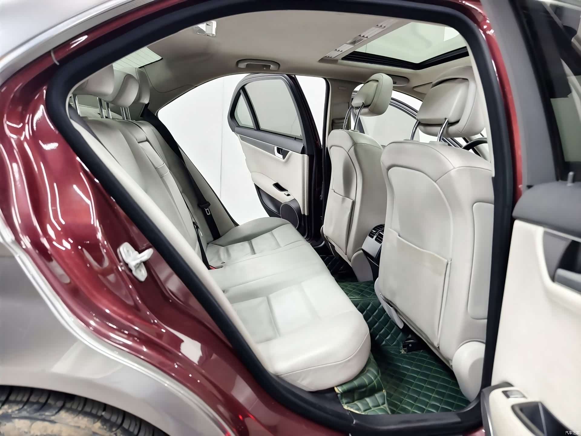 Mercedes-Benz C-Class, 2013 16
