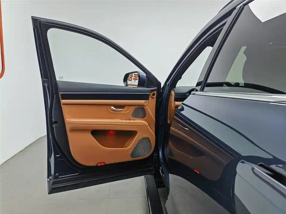 AITO Ask the world M7