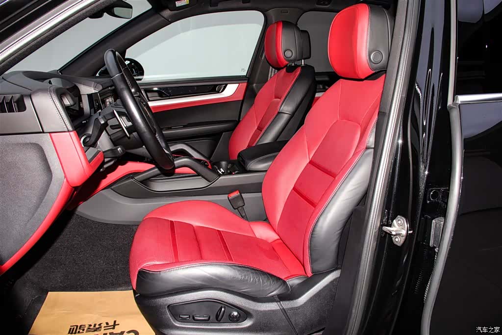Porsche Cayenne, 2023 18