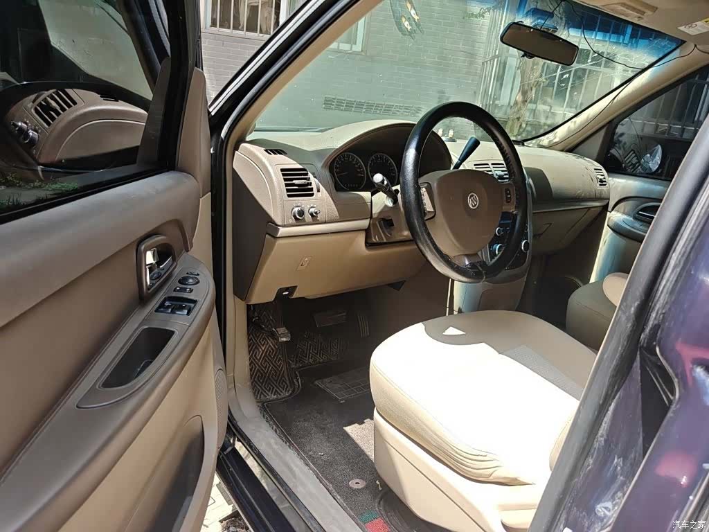 Buick GL8, 2015 14