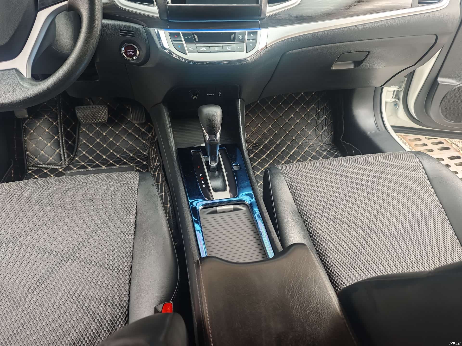 Honda Jade, 2015 14