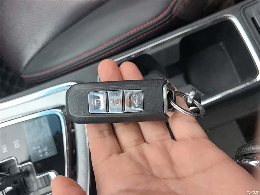 Wuling 560, 2017 9