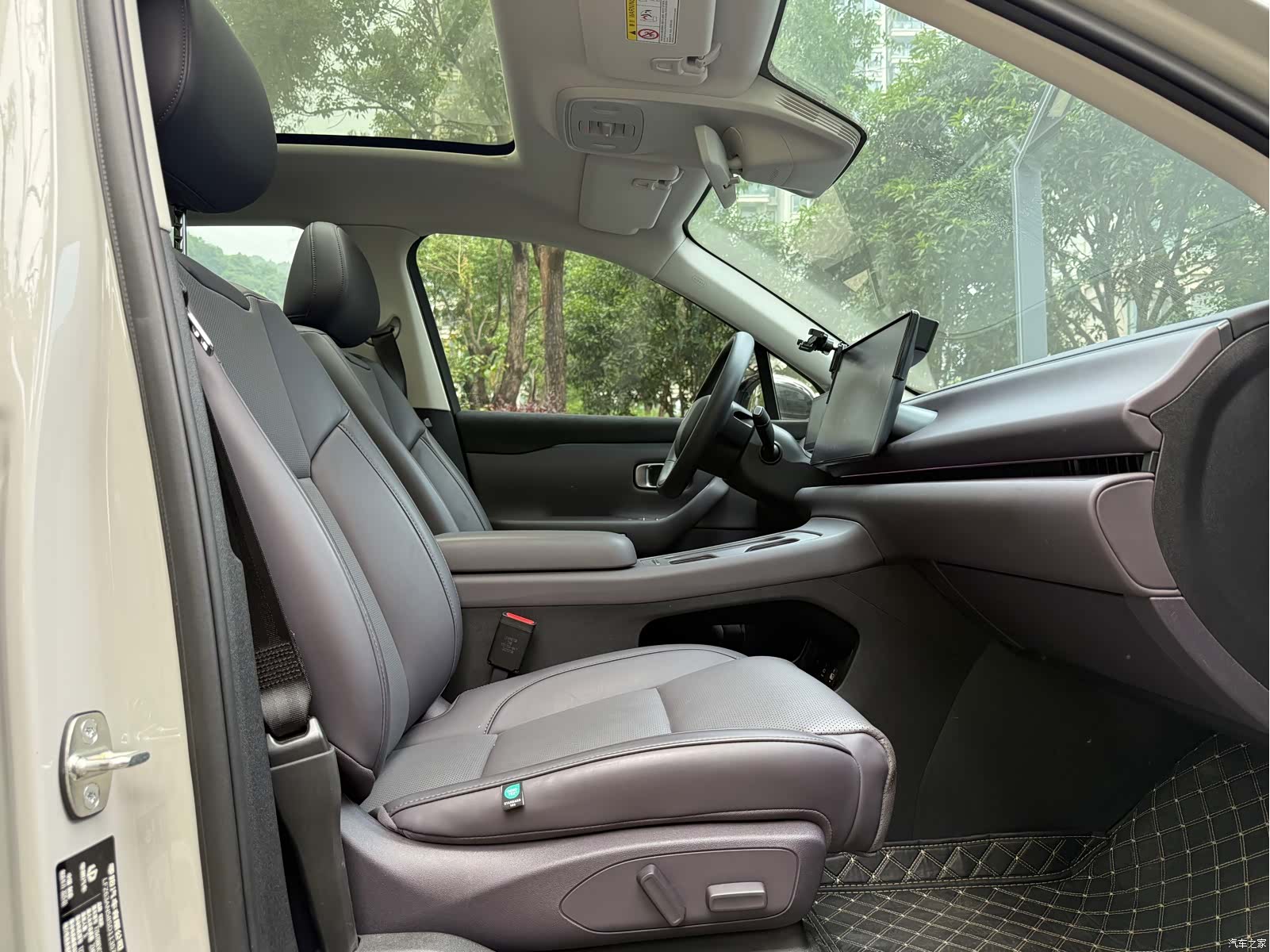 Leapmotor C10, 2025 6