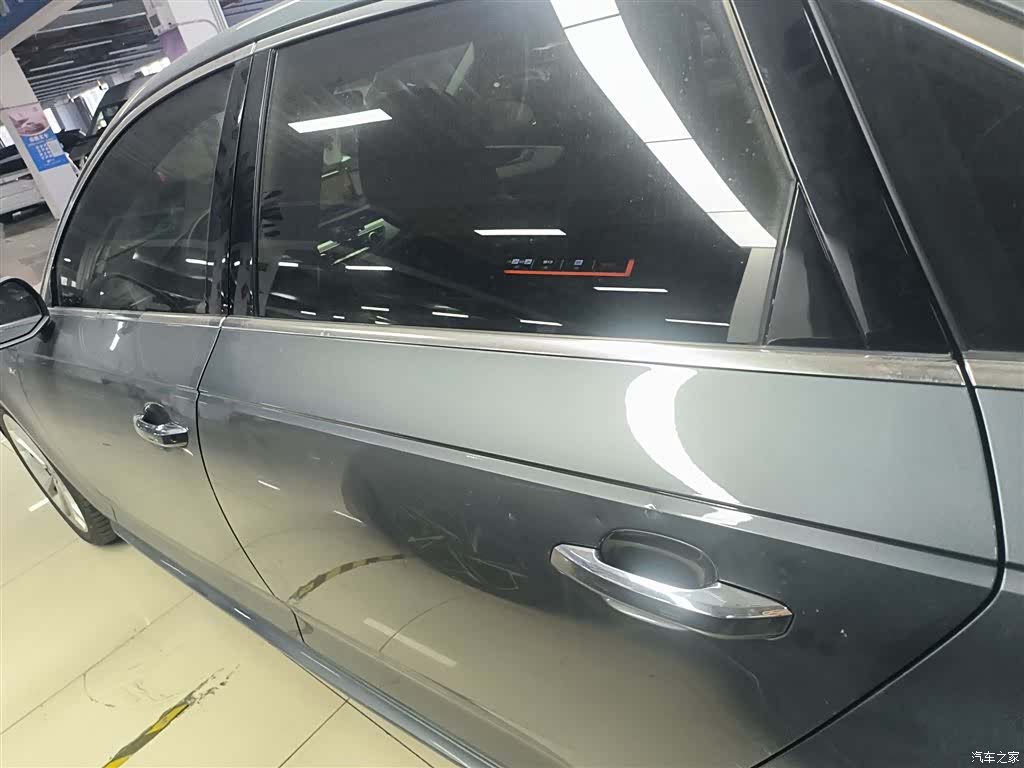 Audi A4L, 2019 21