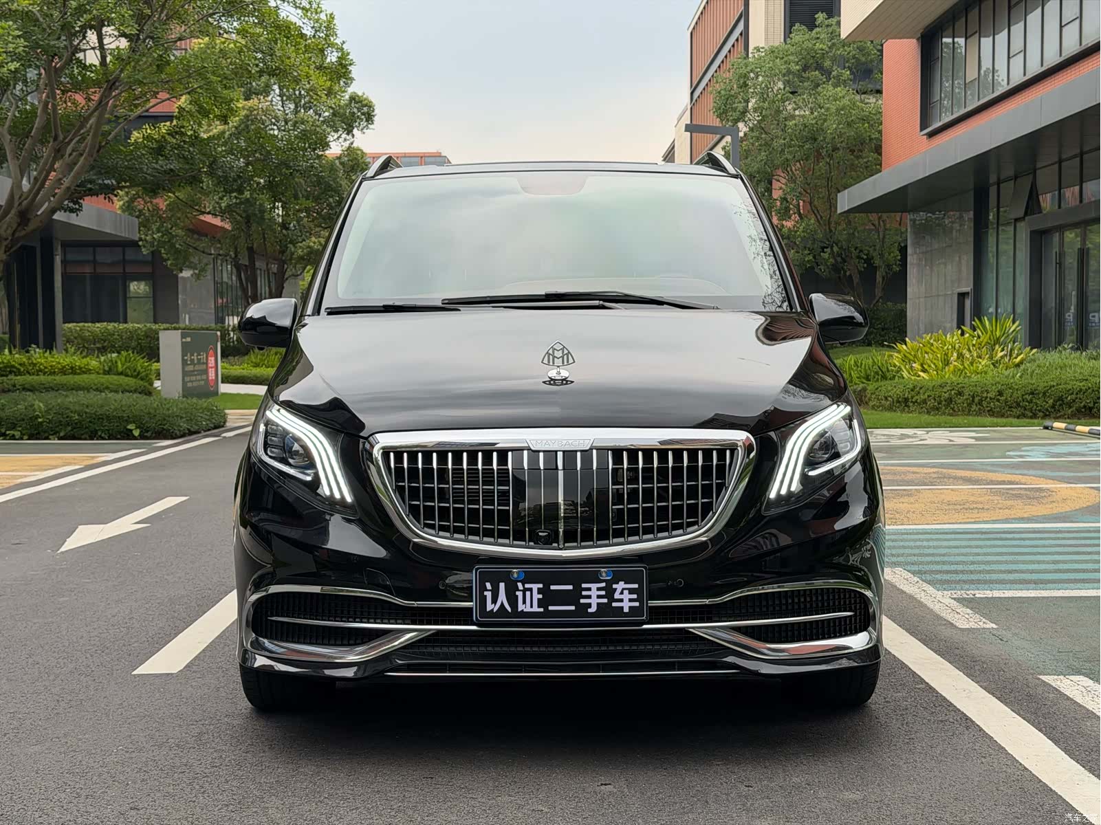 Mercedes-Benz 7, 2022 2