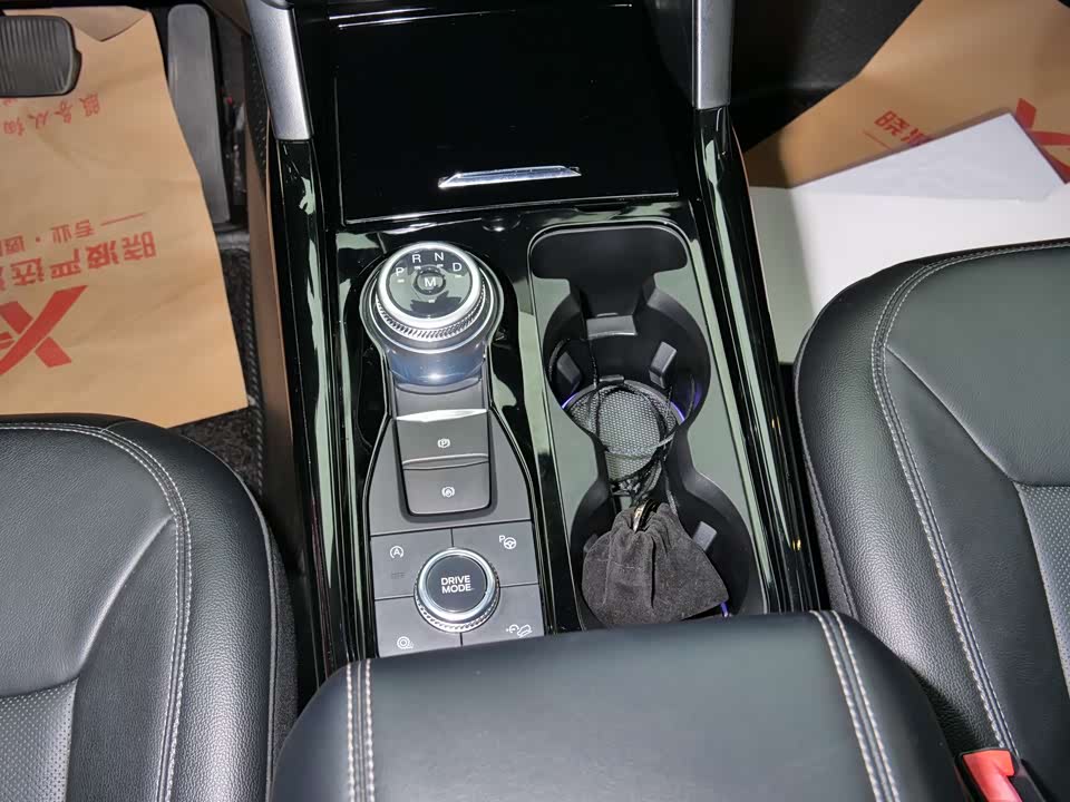 Ford Explorer Ford Explorer