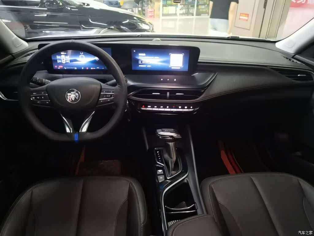Buick Verano, 2025 10