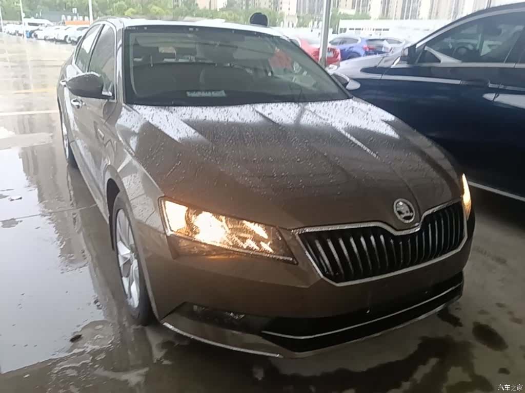 Skoda Superb, 2018 22