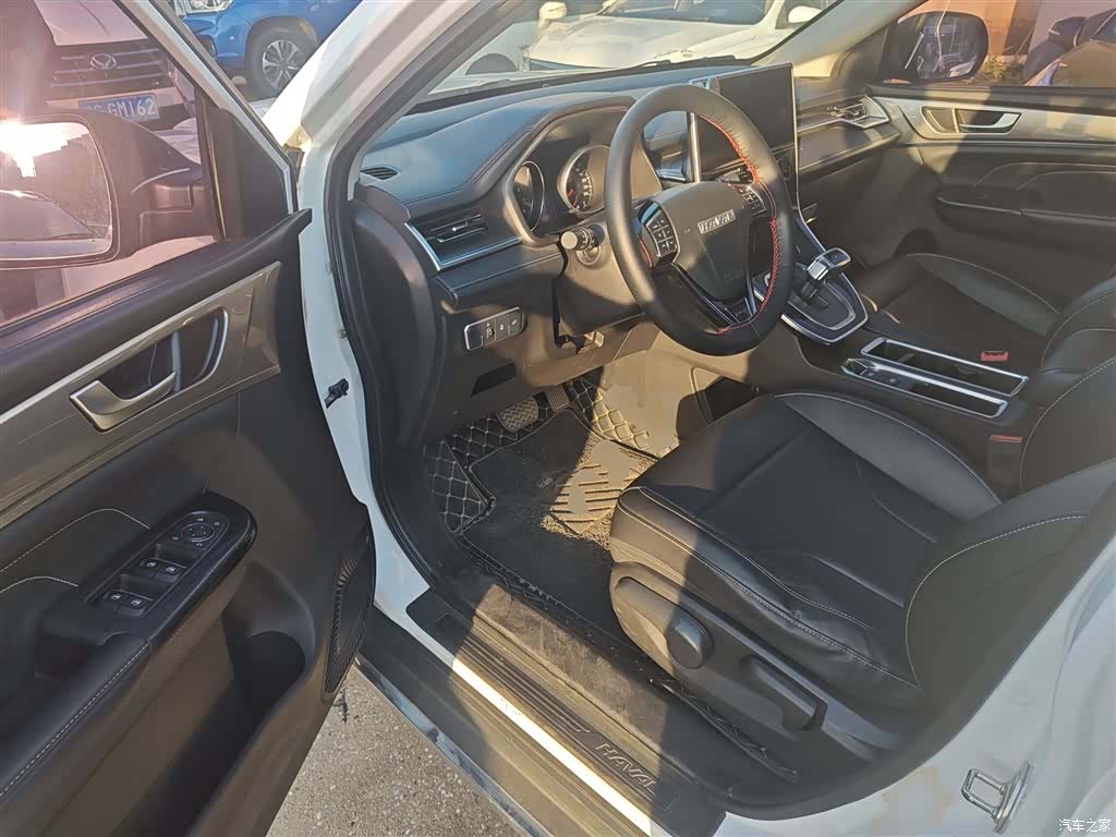 Haval M6, 2022 13
