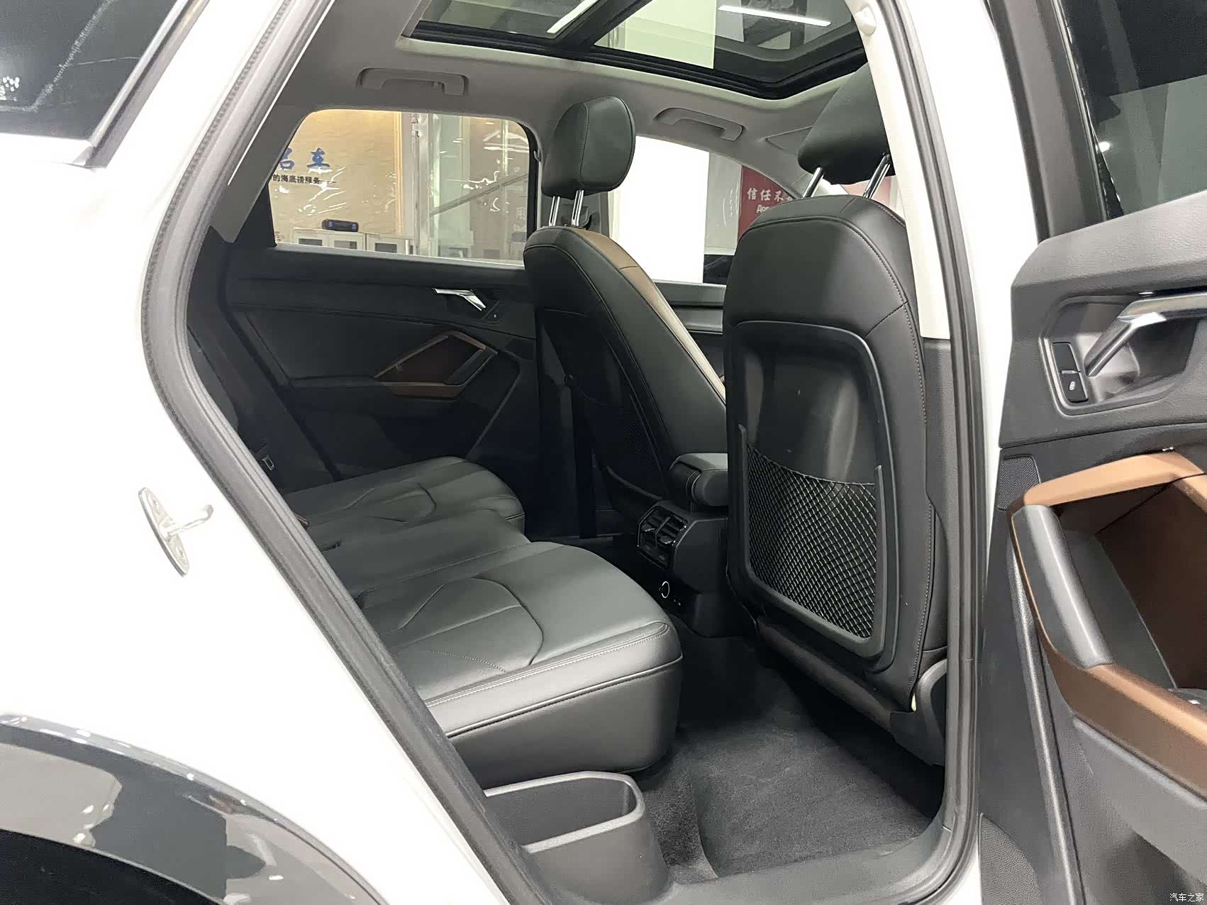 Audi Q3, 2022 13