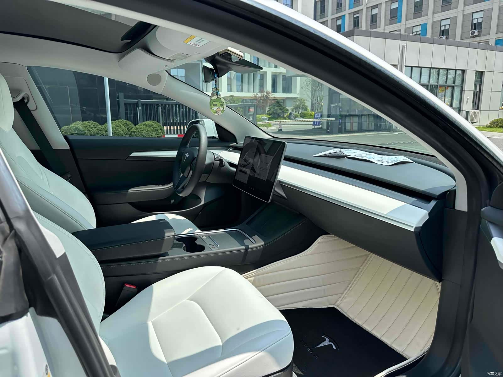 Tesla Model 3, 2020 9