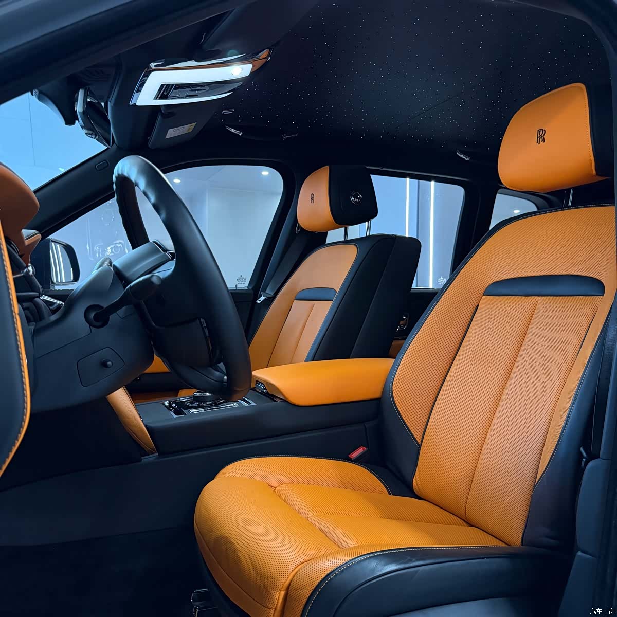 Rolls-Royce Cullinan, 2022 13