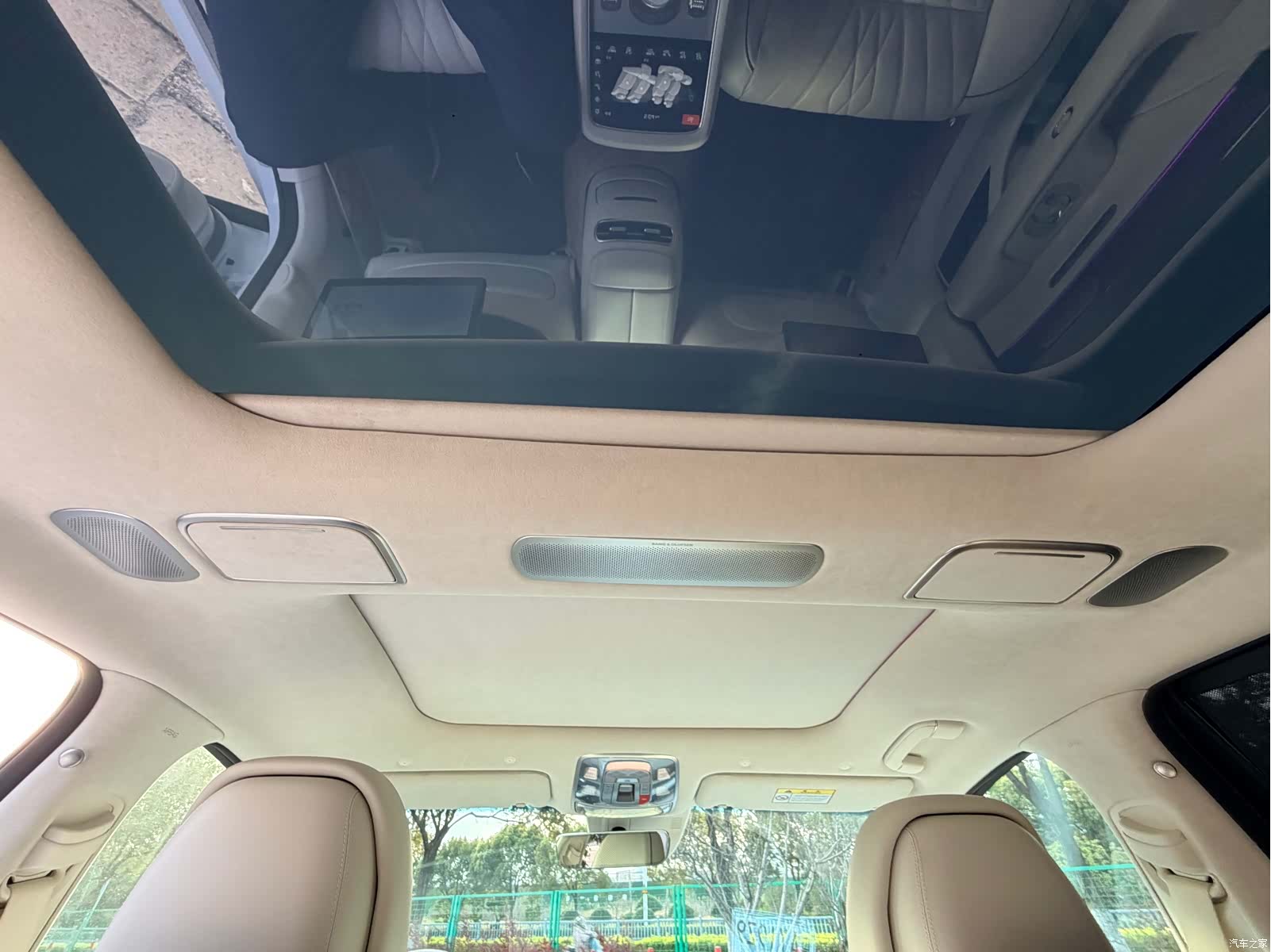 Genesis G90, 2023 23