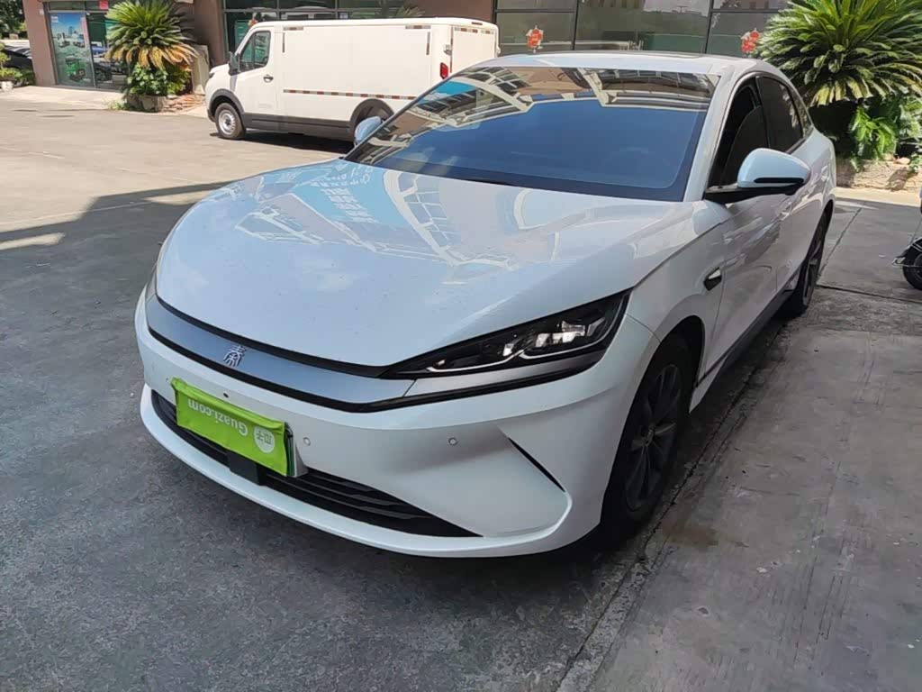 BYD Qin L