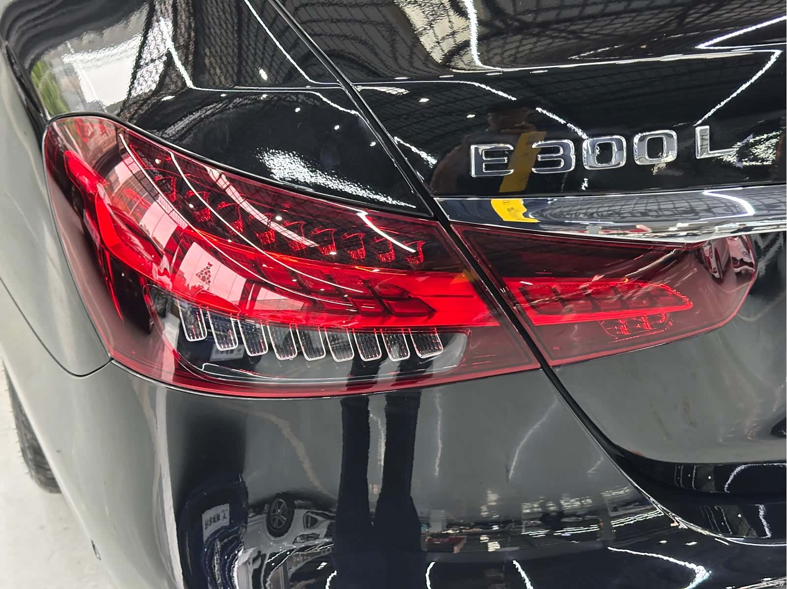 Mercedes-Benz E-Class, 2023 10
