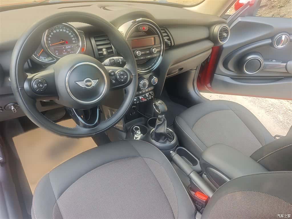 Mini ONE, 2018 4