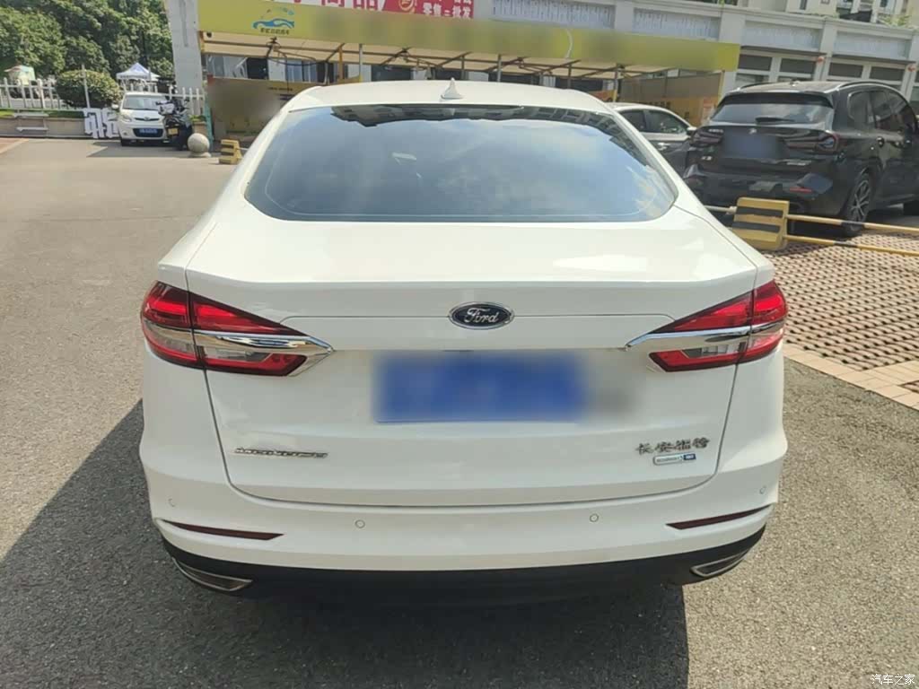 Ford Mondeo, 2022 6