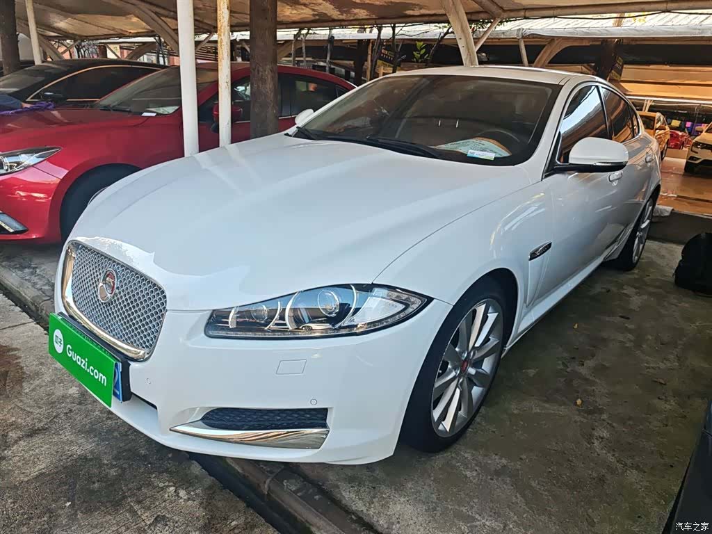Jaguar XF, 2015 2