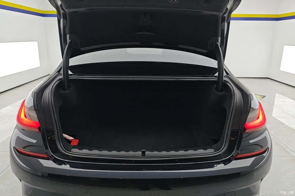 BMW 3 Series, 2022 4