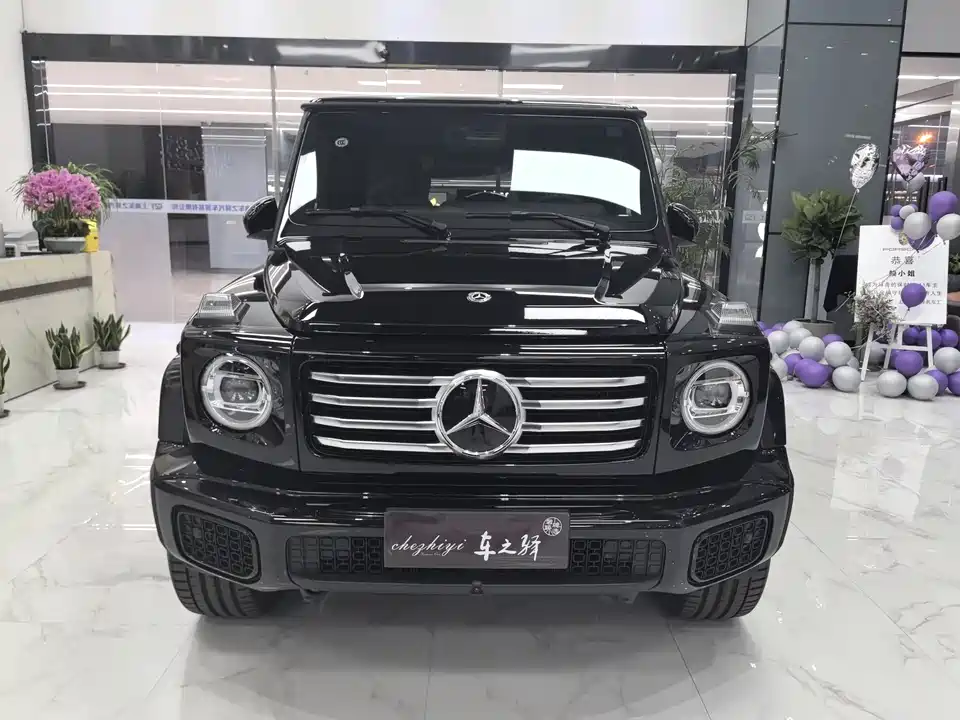 Mercedes-Benz G-class