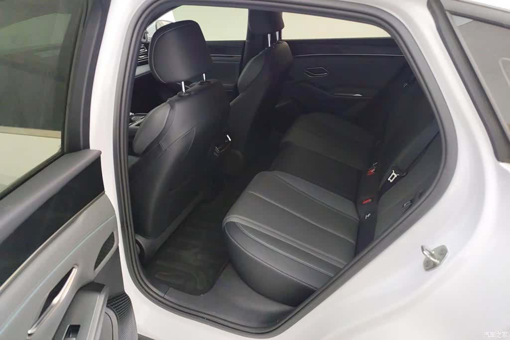 BYD Qin, 2025 11