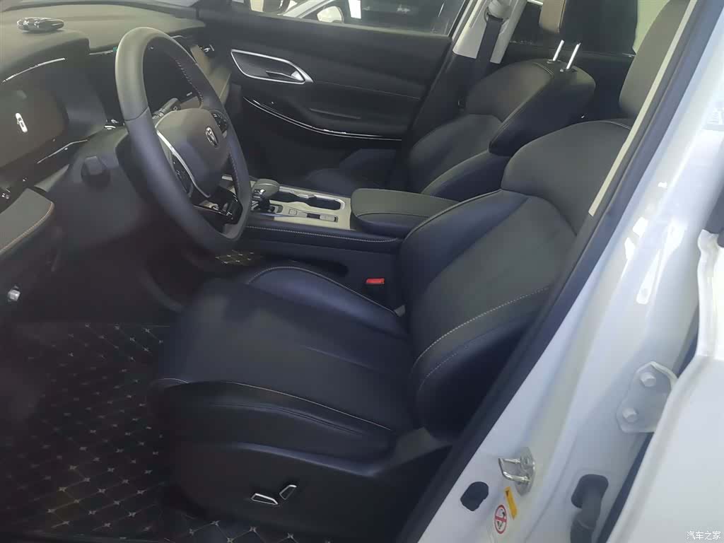 Changan X7, 2024 15