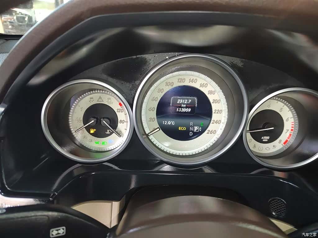 Mercedes-Benz E-Class, 2015 12